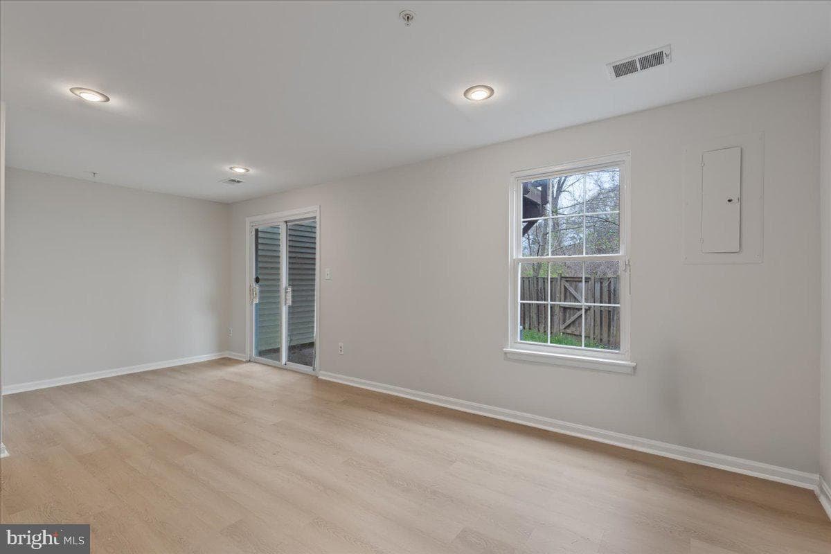 4633 Colonel Fenwick Place photo 27
