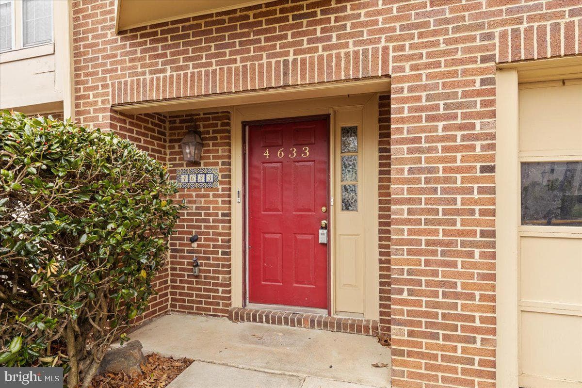 4633 Colonel Fenwick Place photo 4