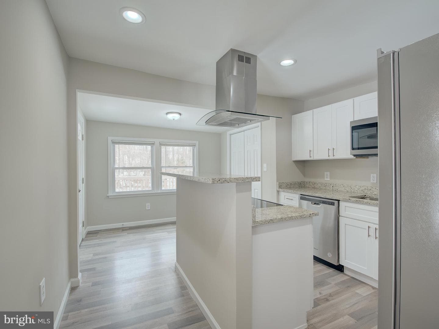 14625 Livingston Road photo 28