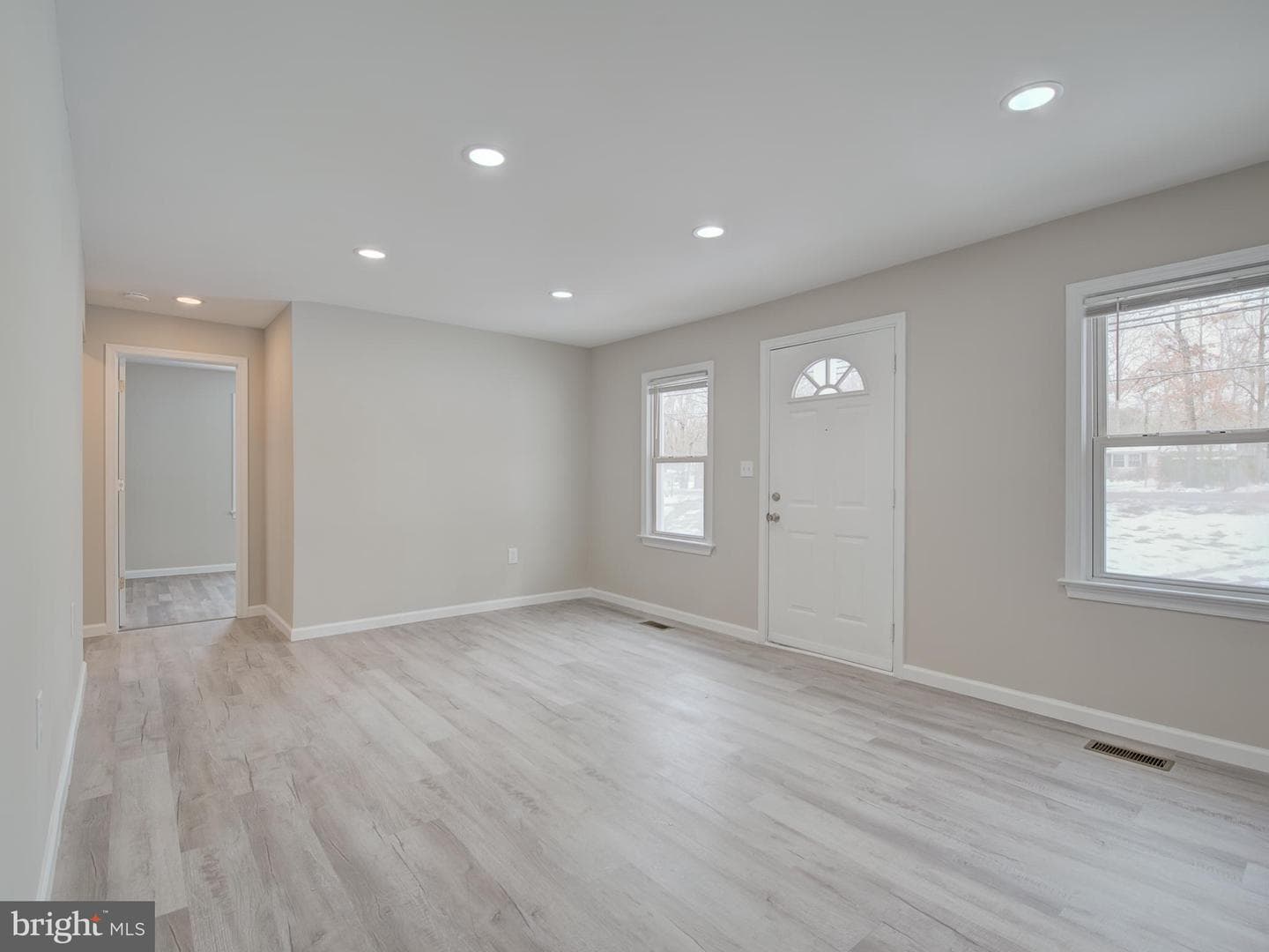 14625 Livingston Road photo 8