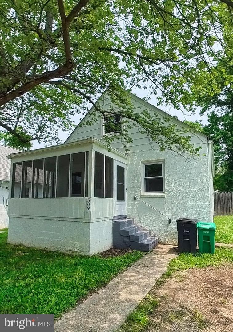 509 Cedarleaf Avenue photo 1