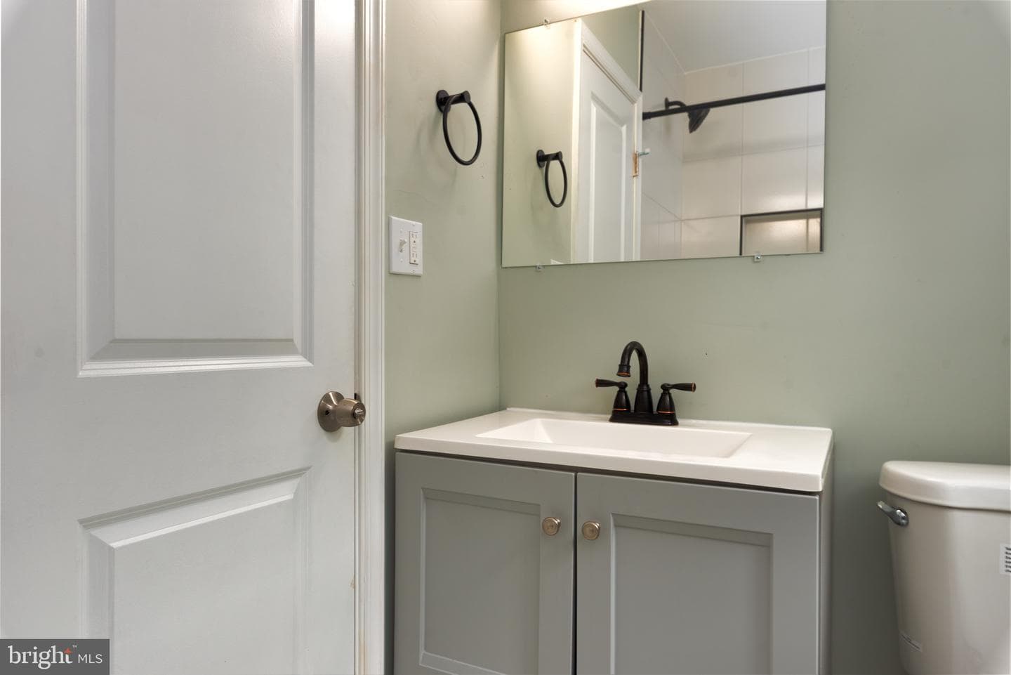 509 Cedarleaf Avenue photo 5