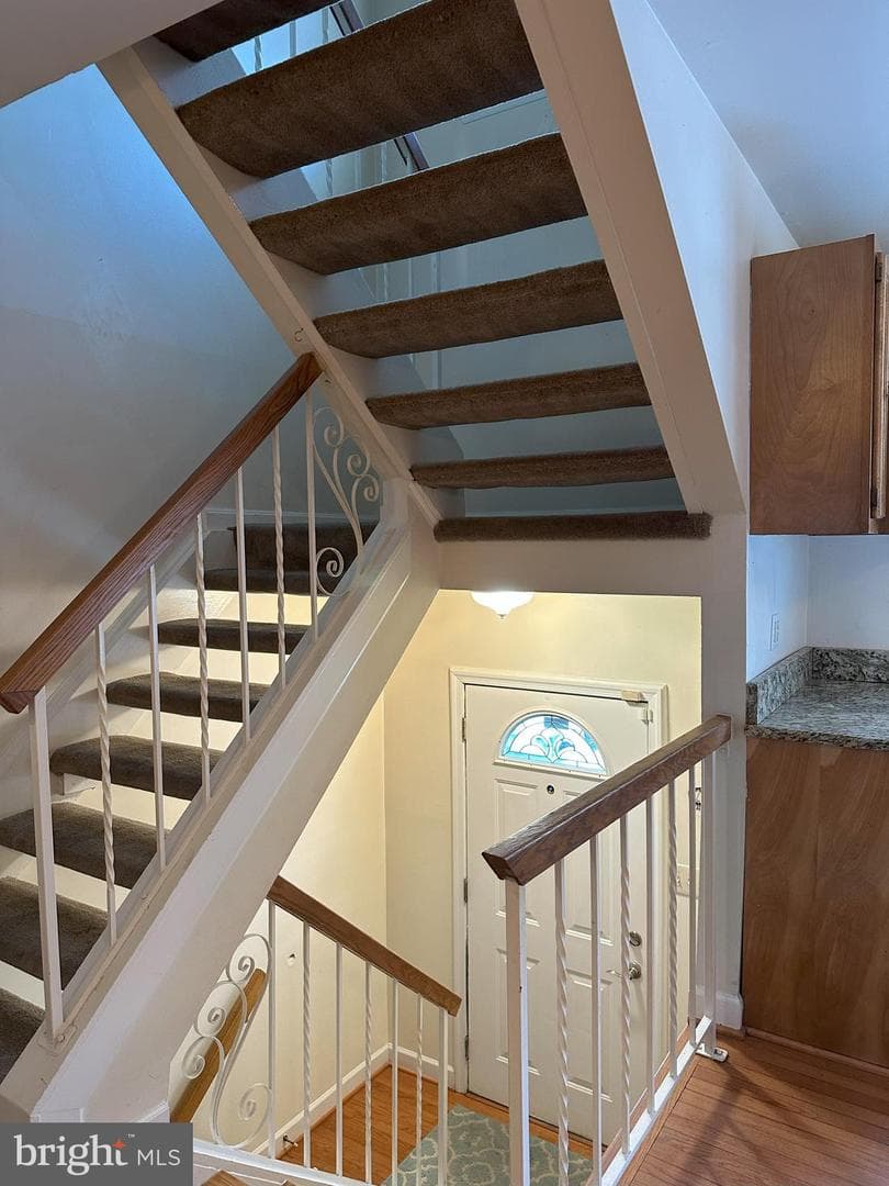 1727 Forest Park Drive photo 2