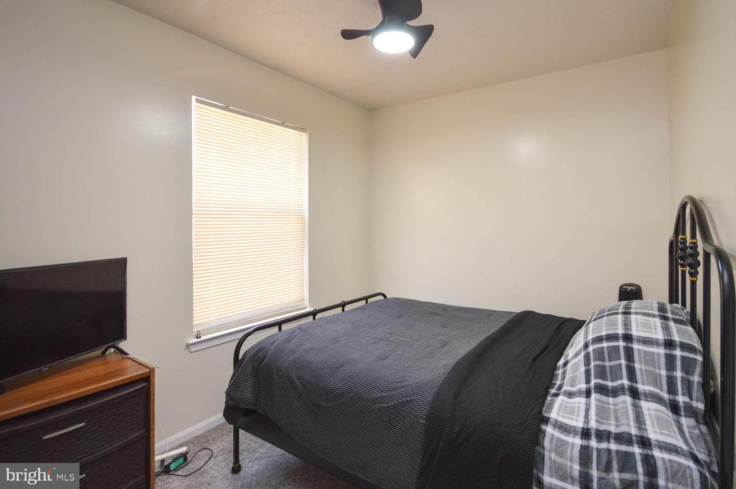 407 Etna Drive photo 18