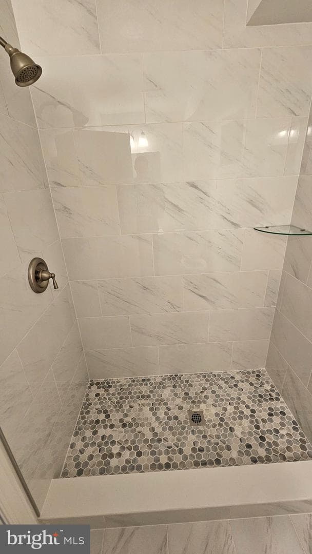 2115 Van Buren Street photo 9