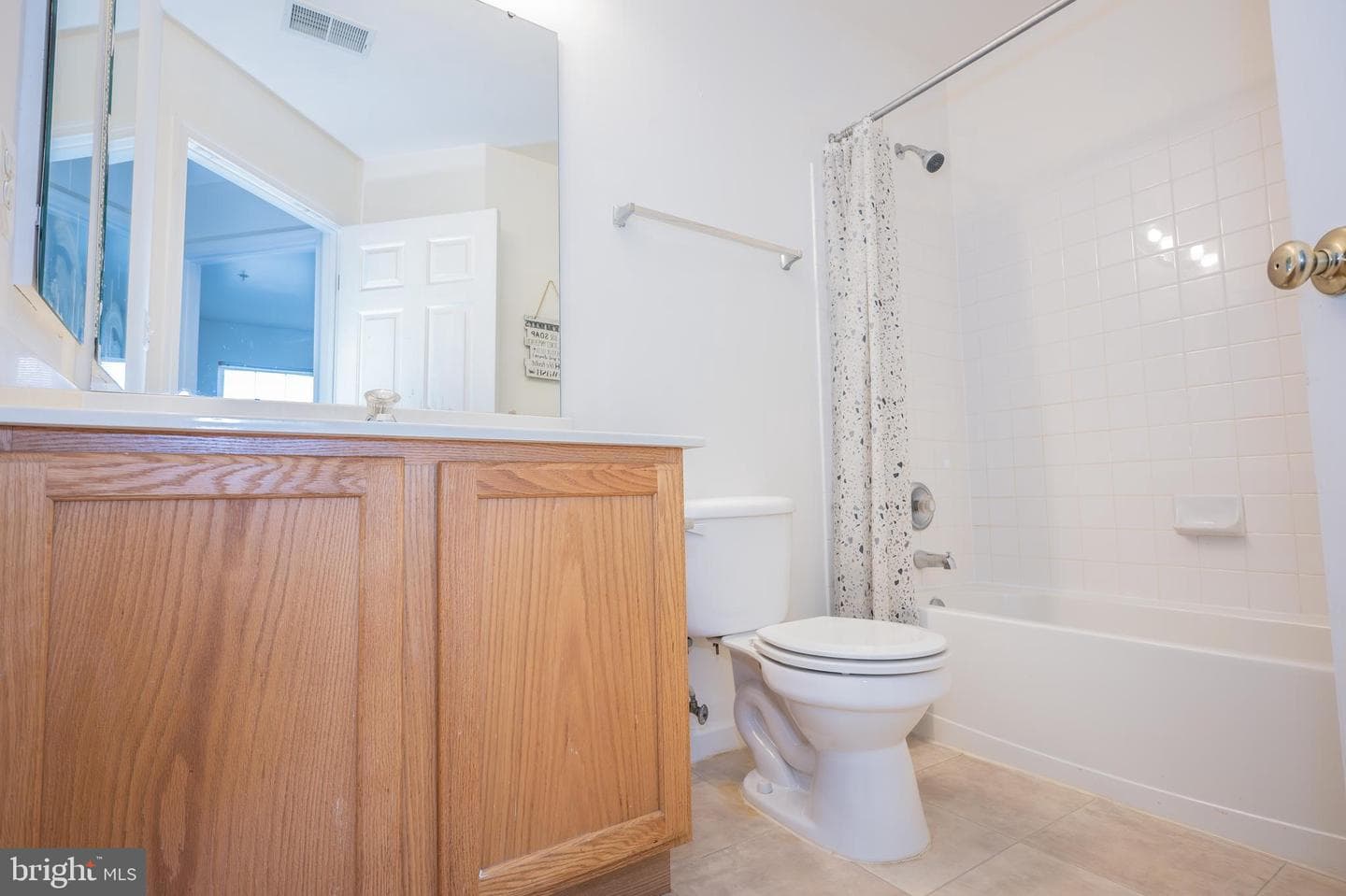 7432 Serenade Circle photo 9
