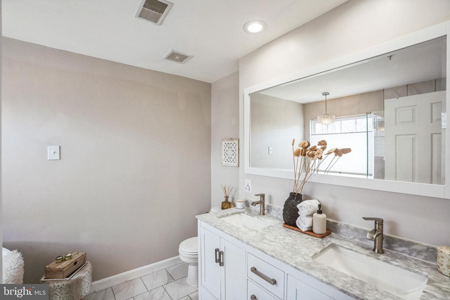 10410 Pookey Way photo 14