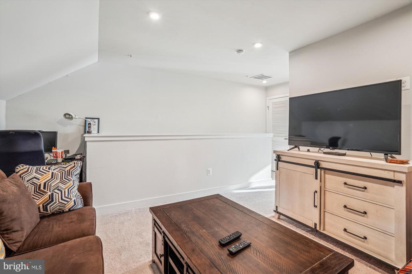 8312 Miner Street photo 29