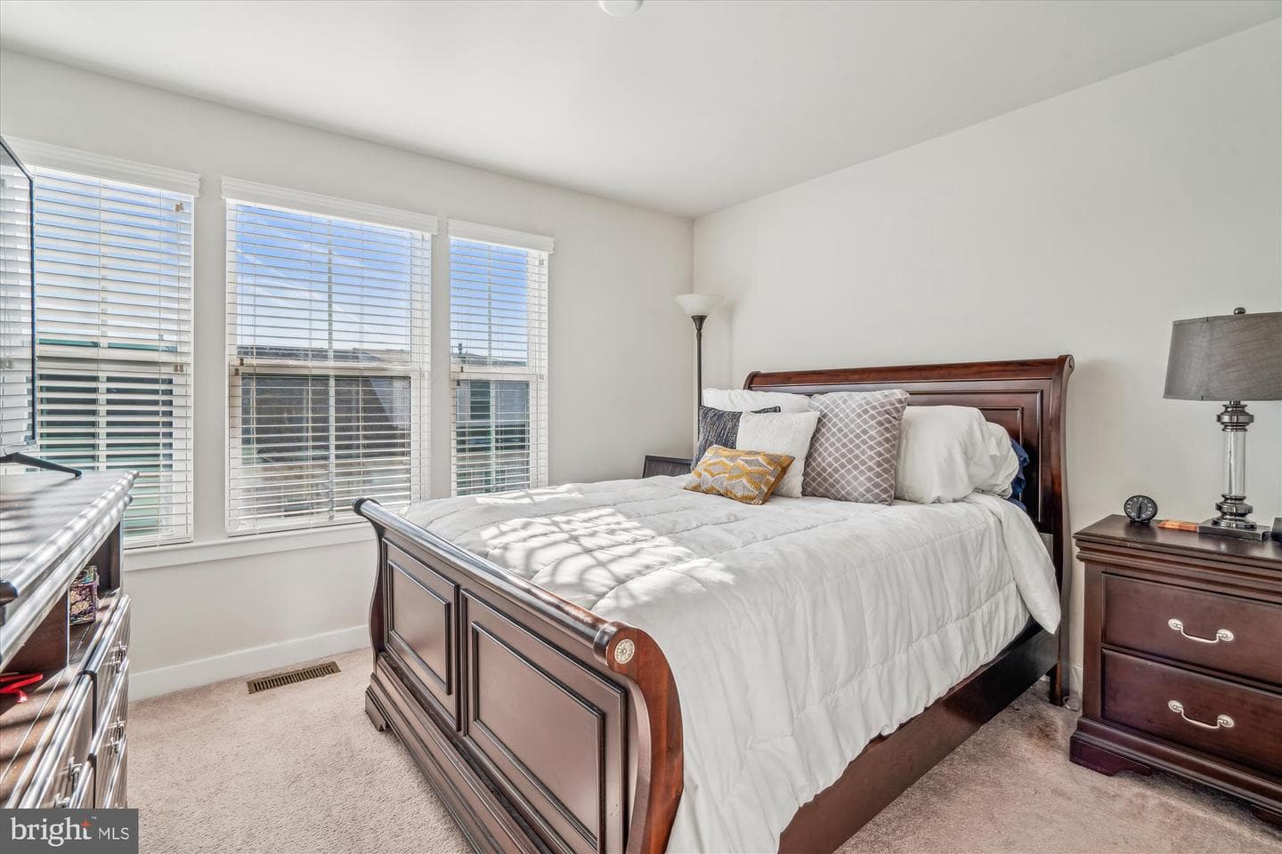 8312 Miner Street photo 30