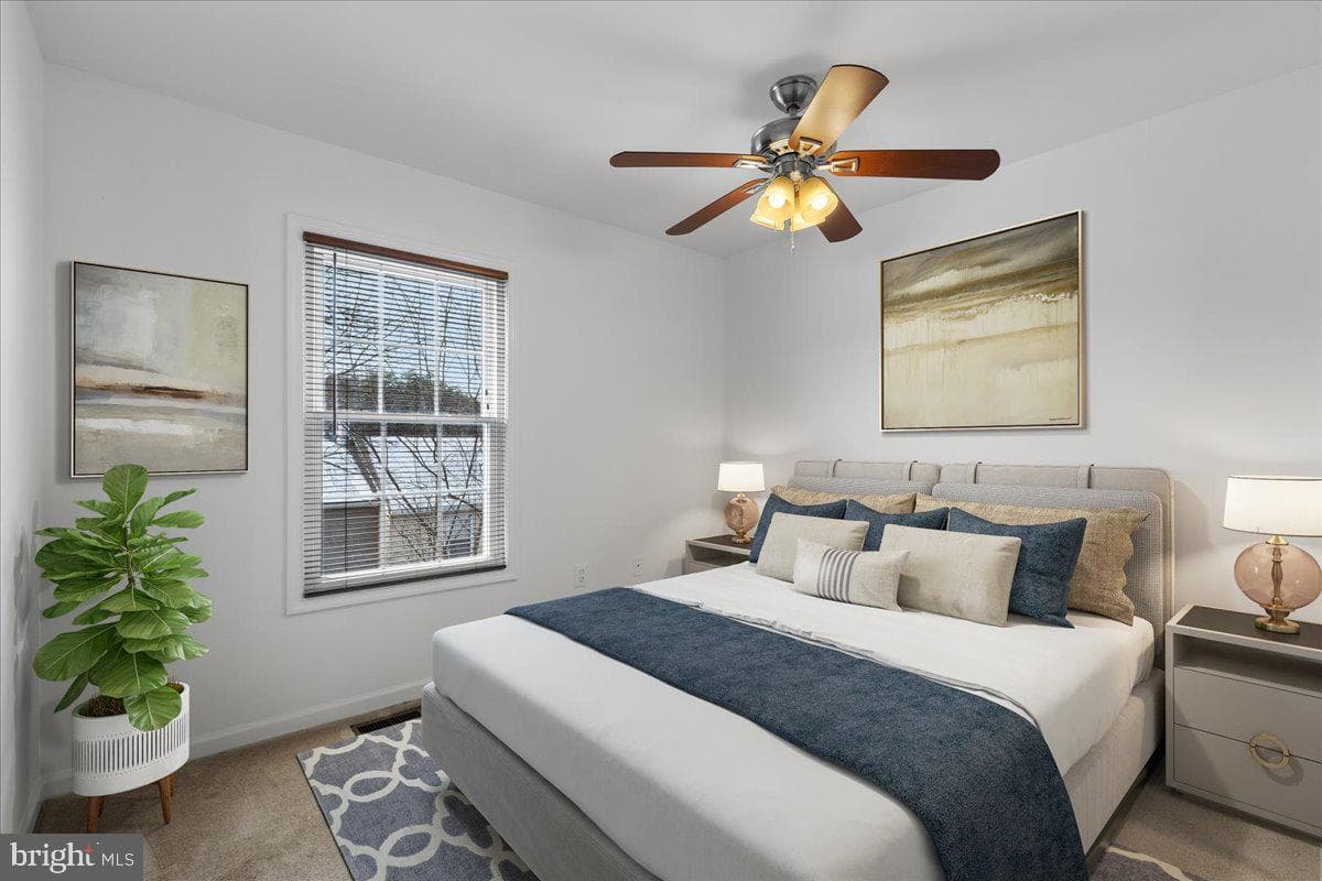 5733 S Hil Mar Circle photo 4