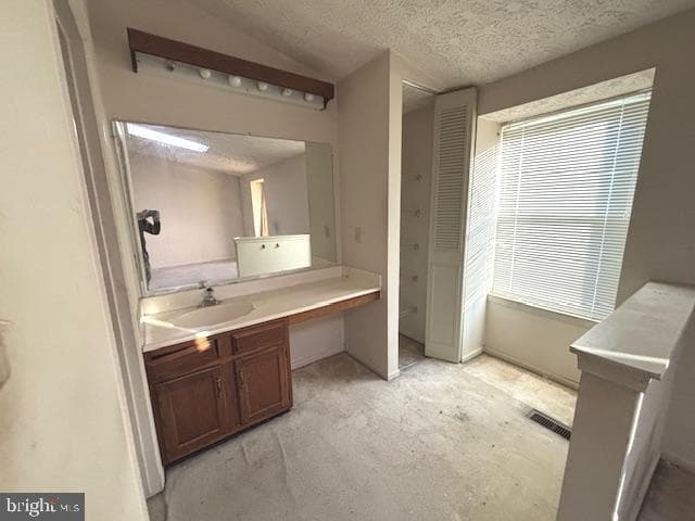 7638 Mandan Road photo 12
