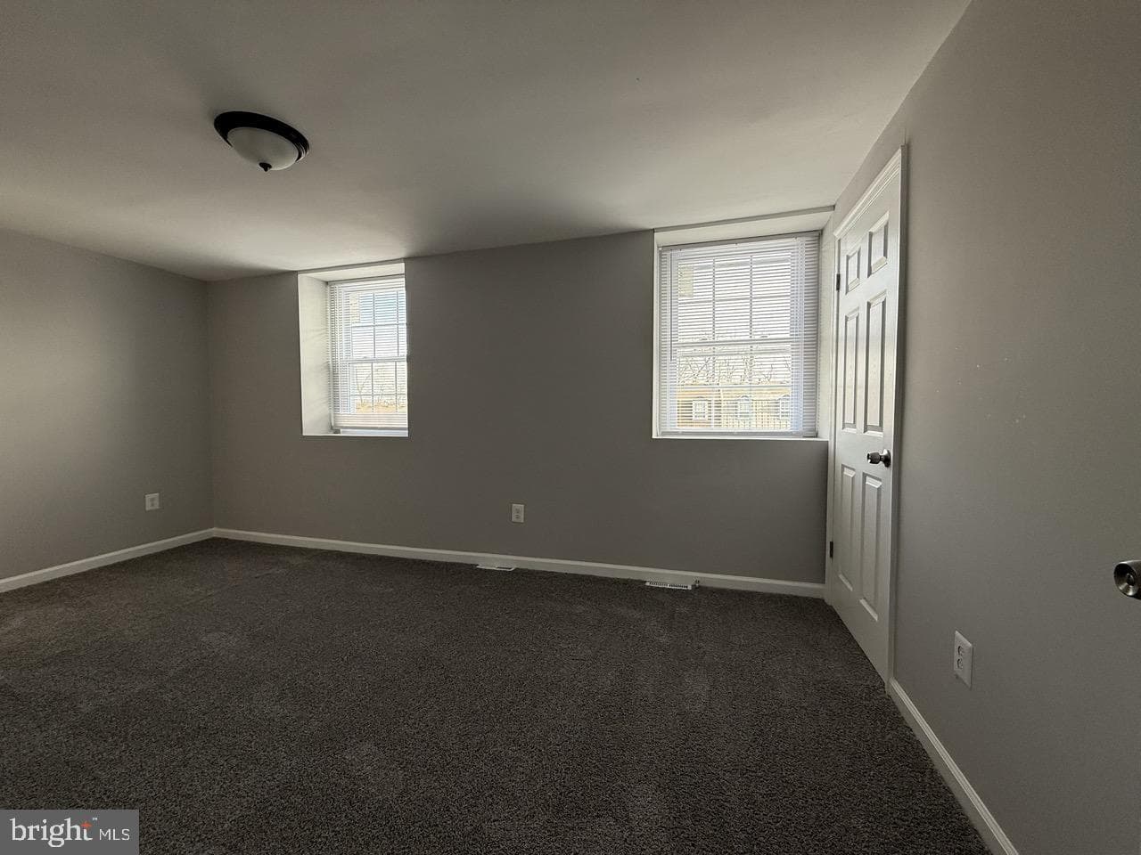 1806 Village Green Drive #d-99 photo 23