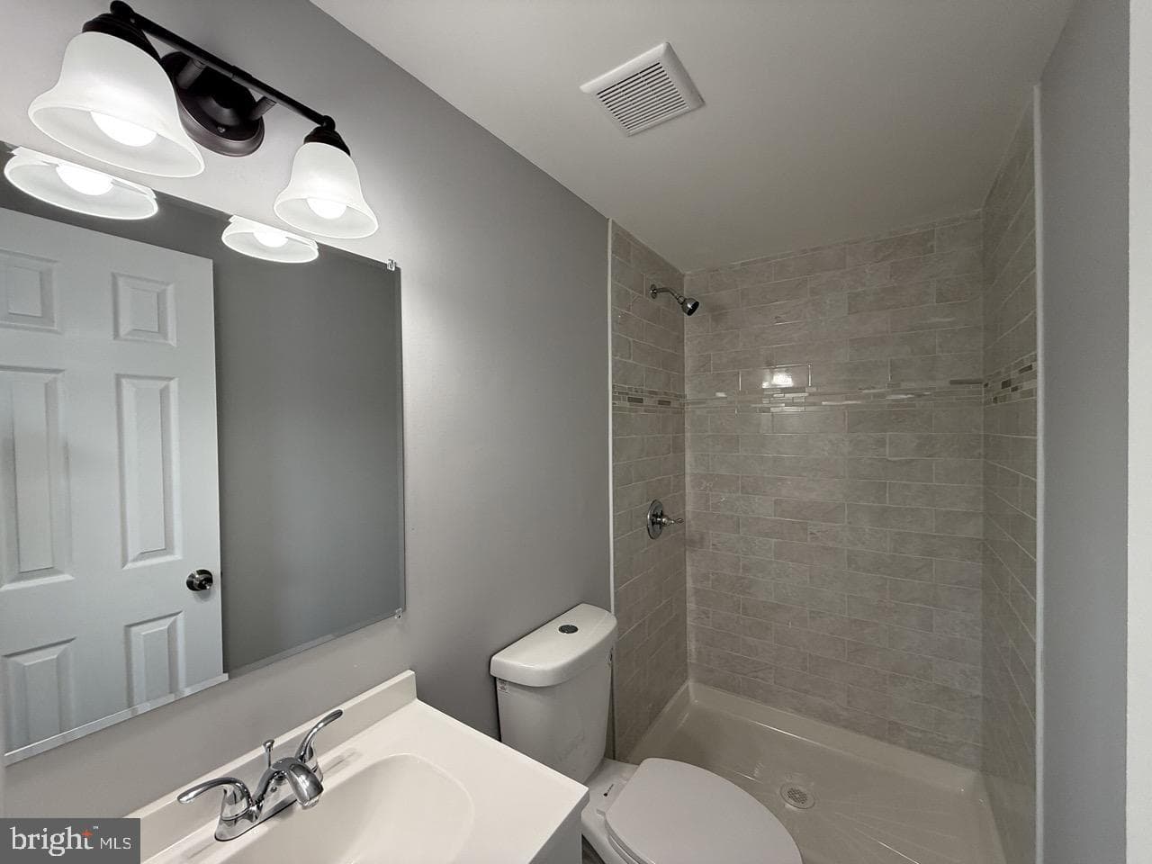 1806 Village Green Drive #d-99 photo 28