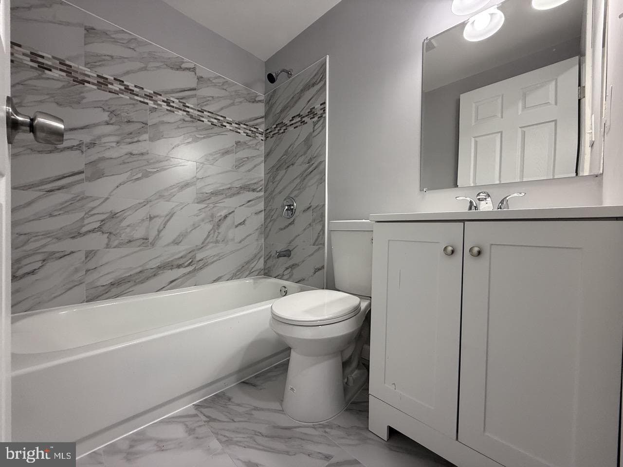 1806 Village Green Drive #d-99 photo 37
