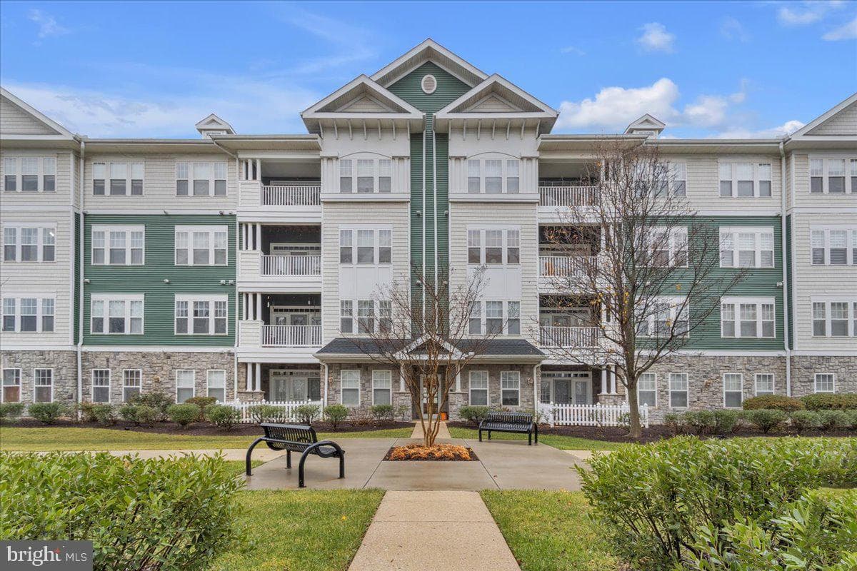 13901 Belle Chasse Boulevard #310 photo 2
