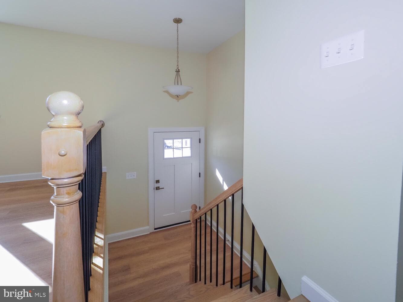 9828 Dorval Avenue photo 24