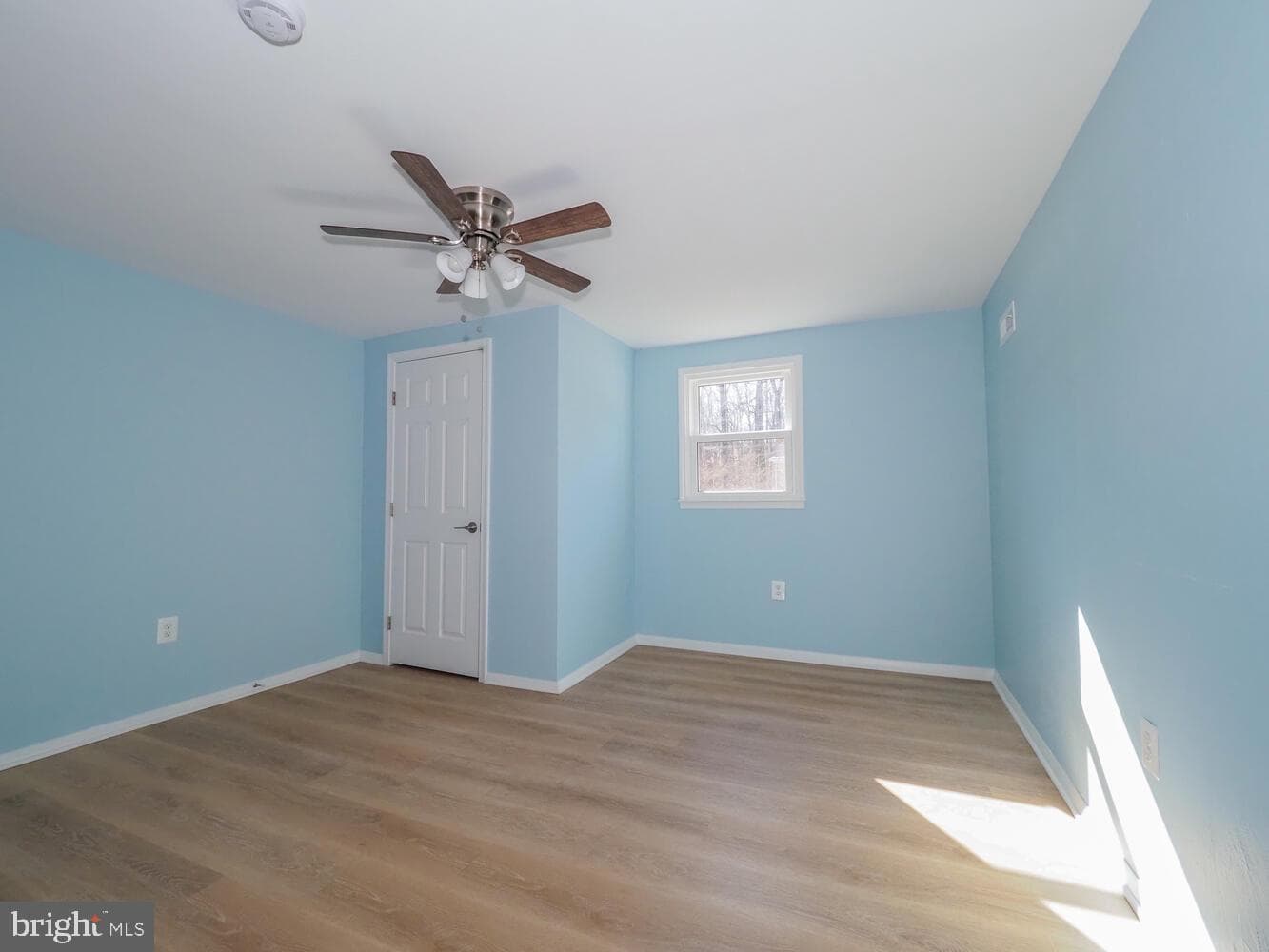 9828 Dorval Avenue photo 33