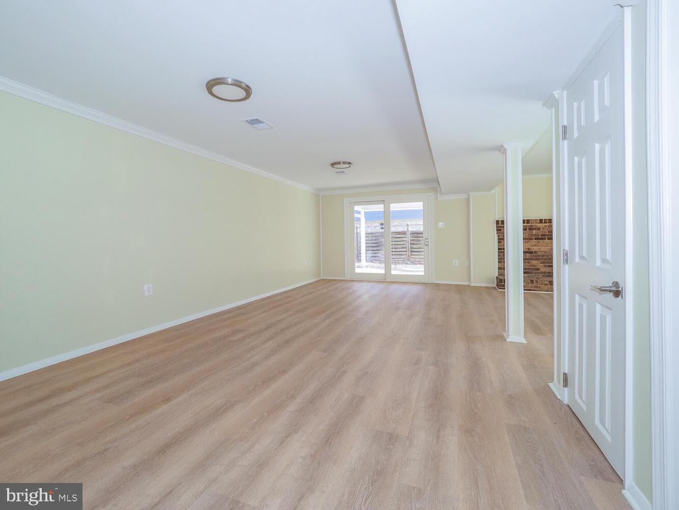 9828 Dorval Avenue photo 38