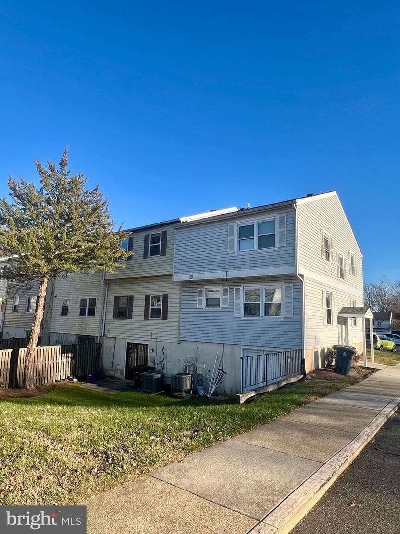 398 Harry S Truman Drive photo 18
