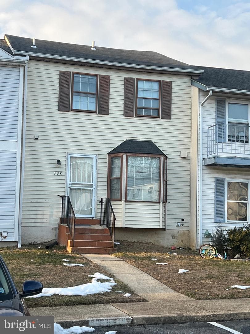 398 Harry S Truman Drive photo 3