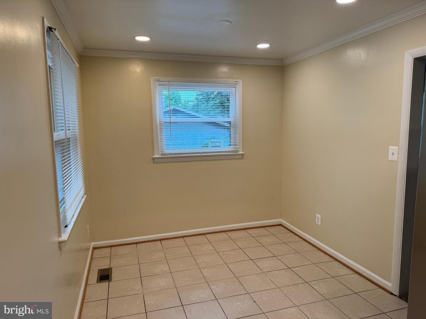 3008 Xavier Lane photo 41