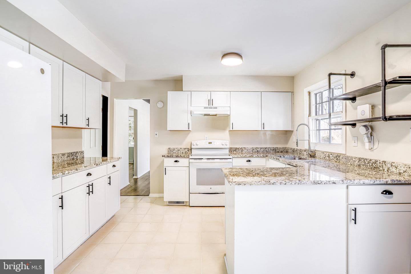 16012 Alderwood Lane photo 28