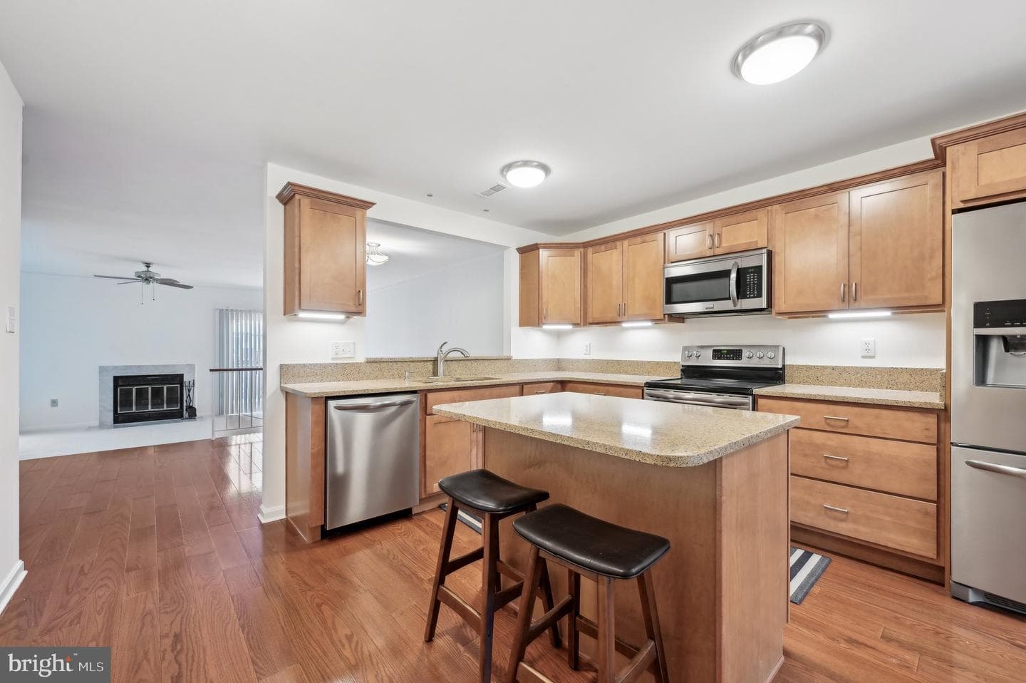 14112 Oxford Drive photo 11