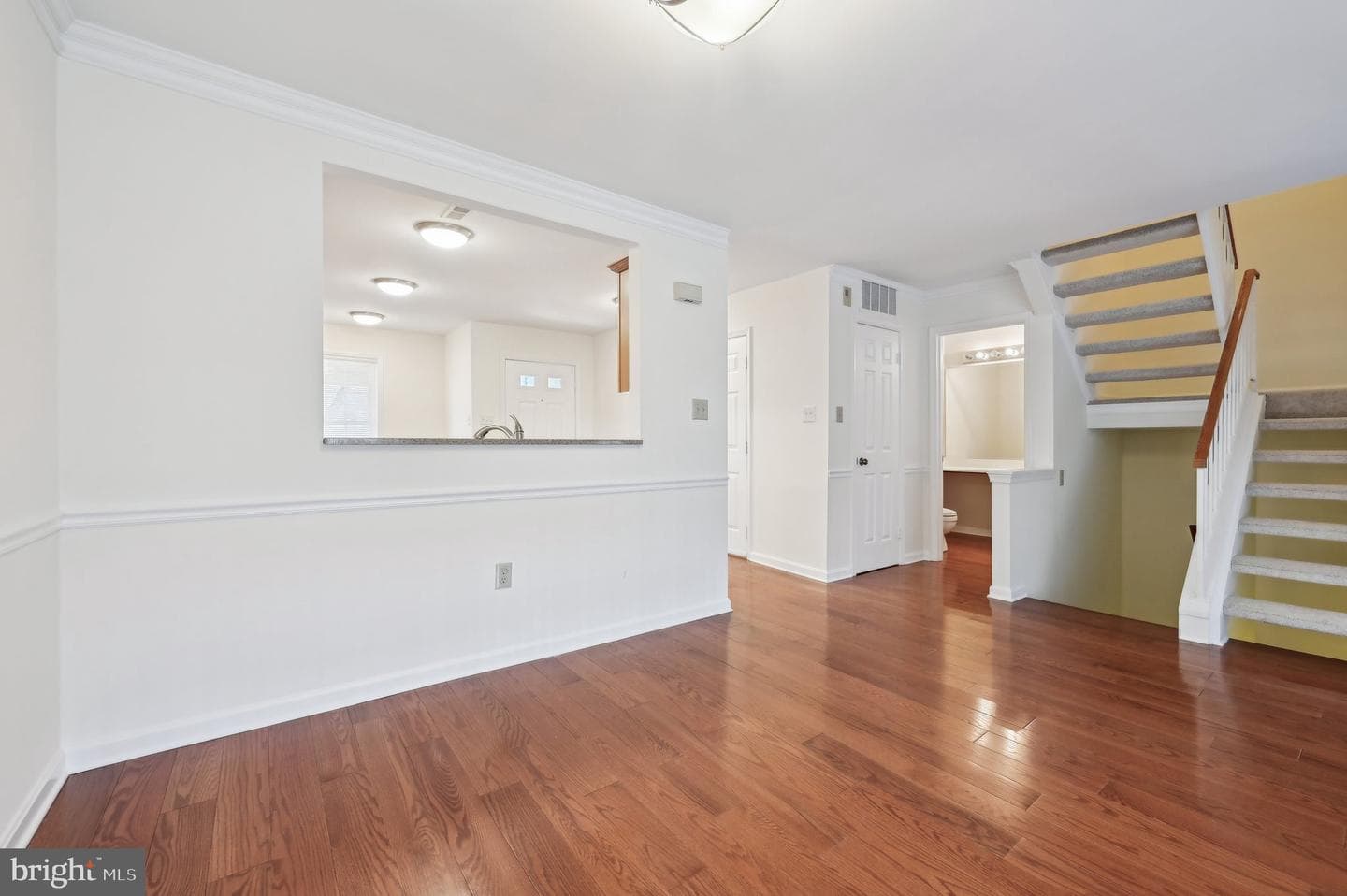 14112 Oxford Drive photo 16