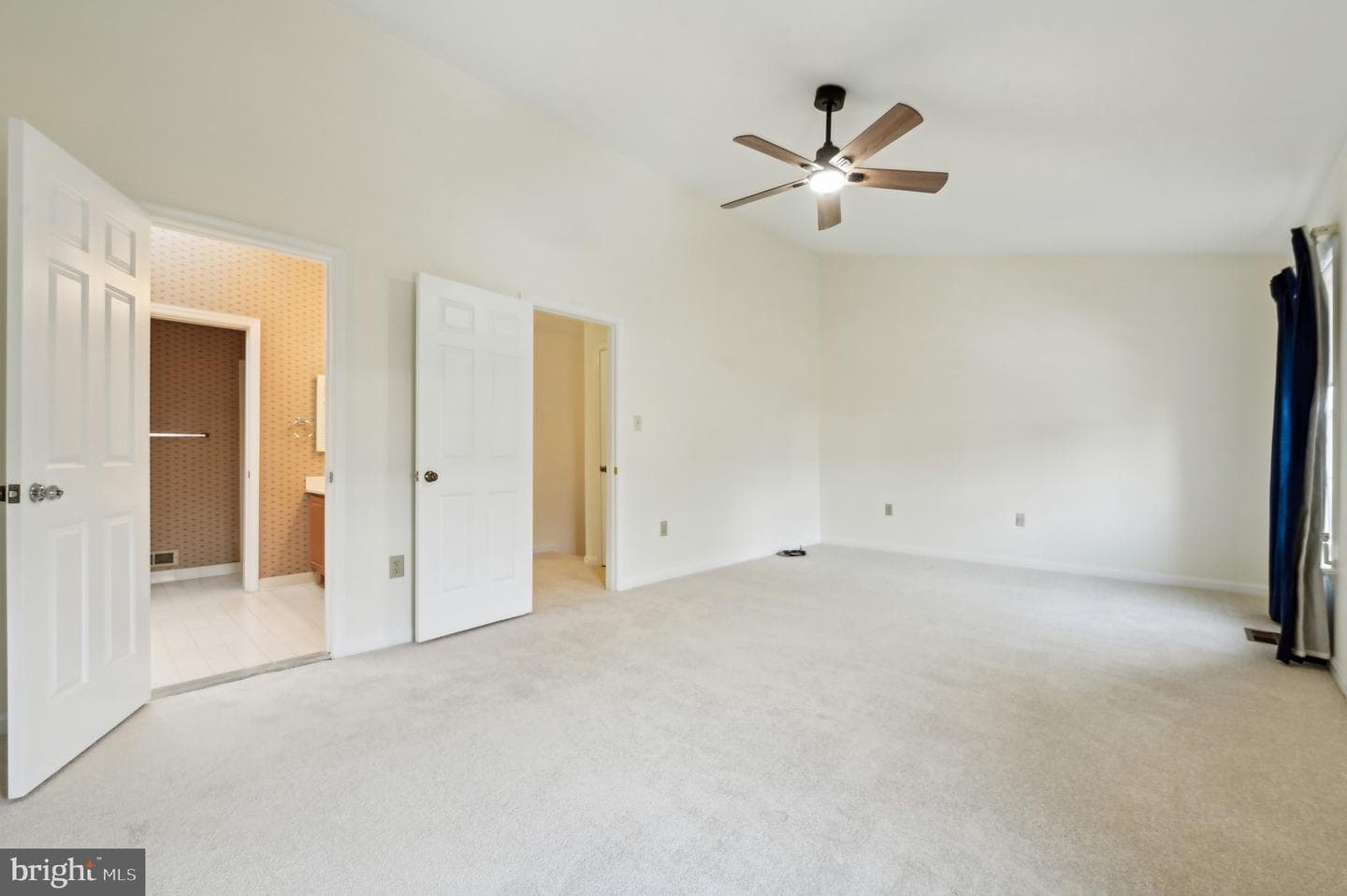 14112 Oxford Drive photo 20