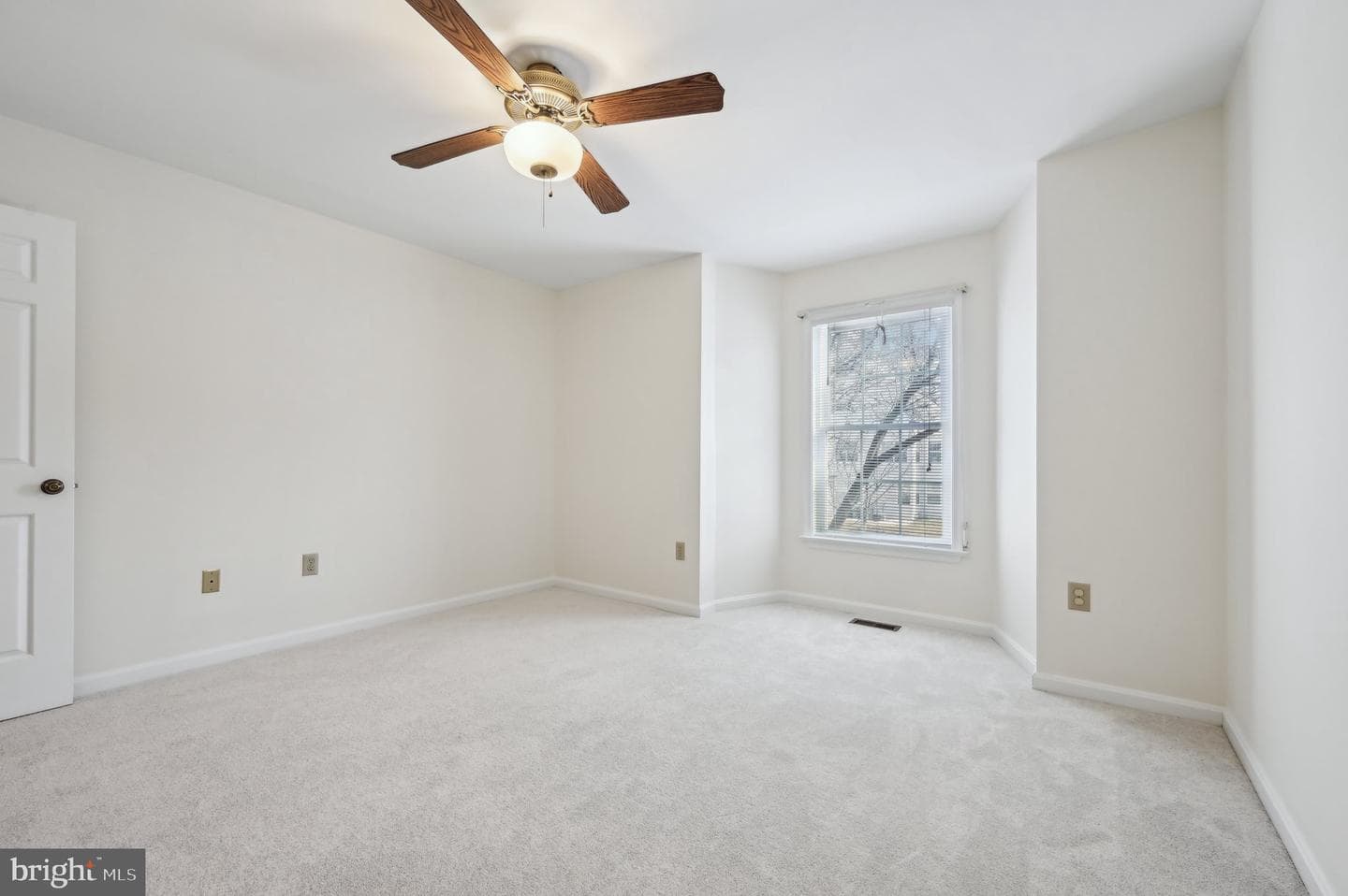 14112 Oxford Drive photo 30