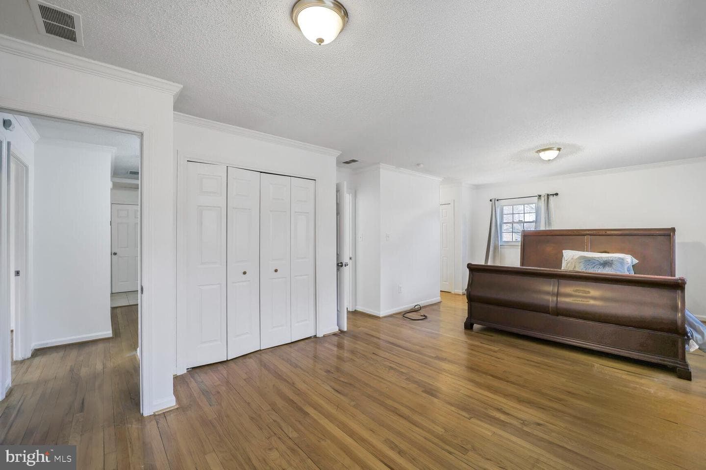 9719 Wyman Way photo 13