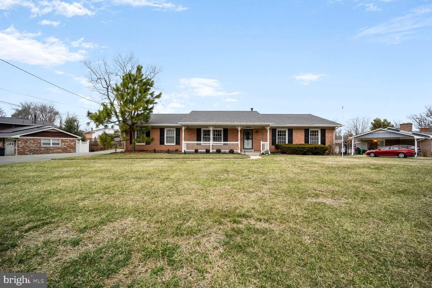 9719 Wyman Way photo 2
