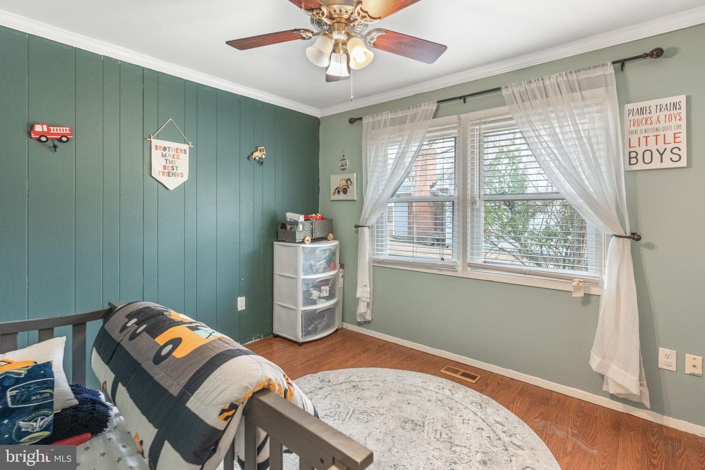 3913 Yarmouth Lane photo 29