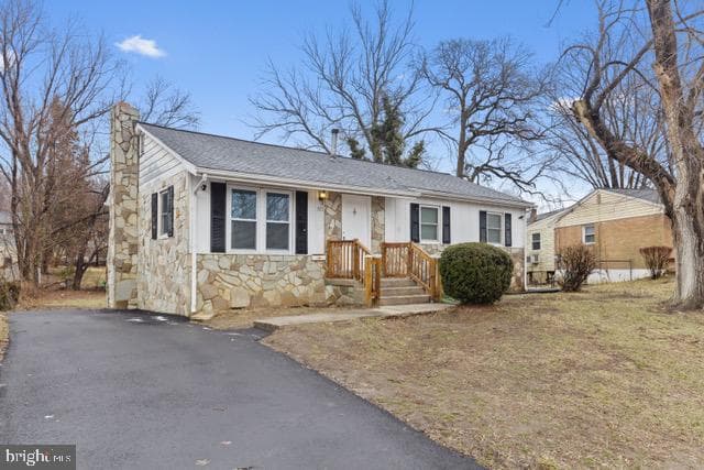 311 Yorknolls Drive photo 2