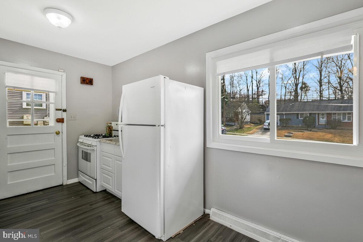 1408 Birchwood Drive photo 8