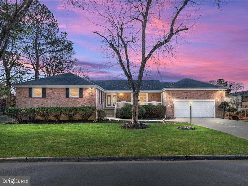 12225 Hollybank Drive photo 1