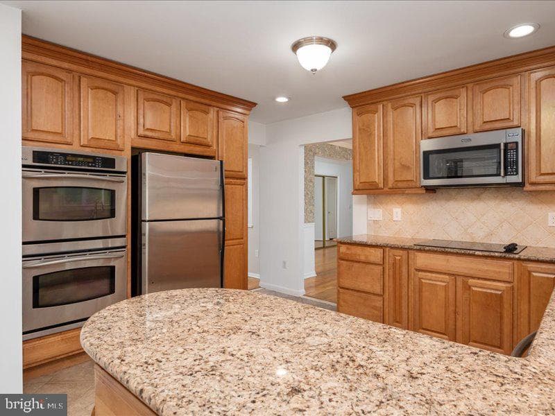 12225 Hollybank Drive photo 15