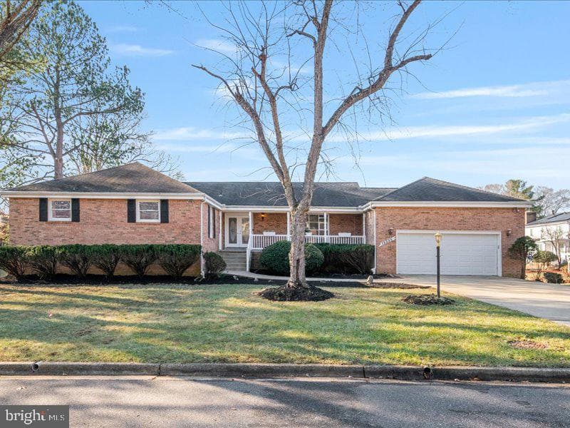 12225 Hollybank Drive photo 2
