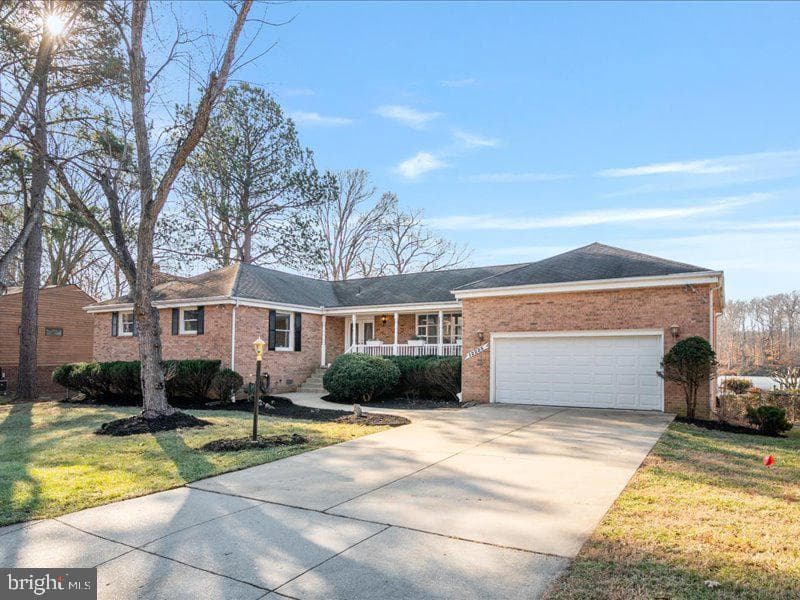 12225 Hollybank Drive photo 3