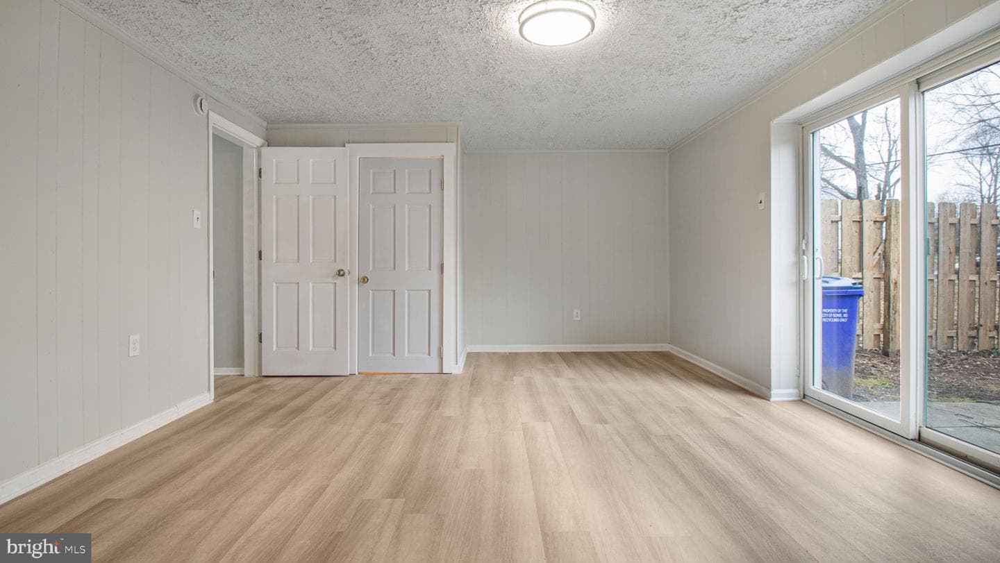 16414 Pennsbury Drive photo 31