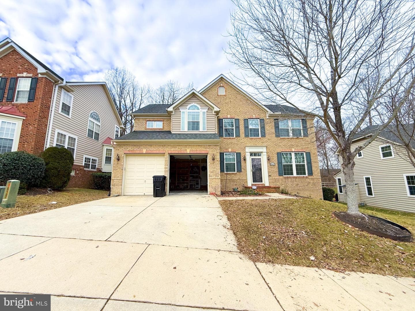15613 Copper Beech Drive photo 2