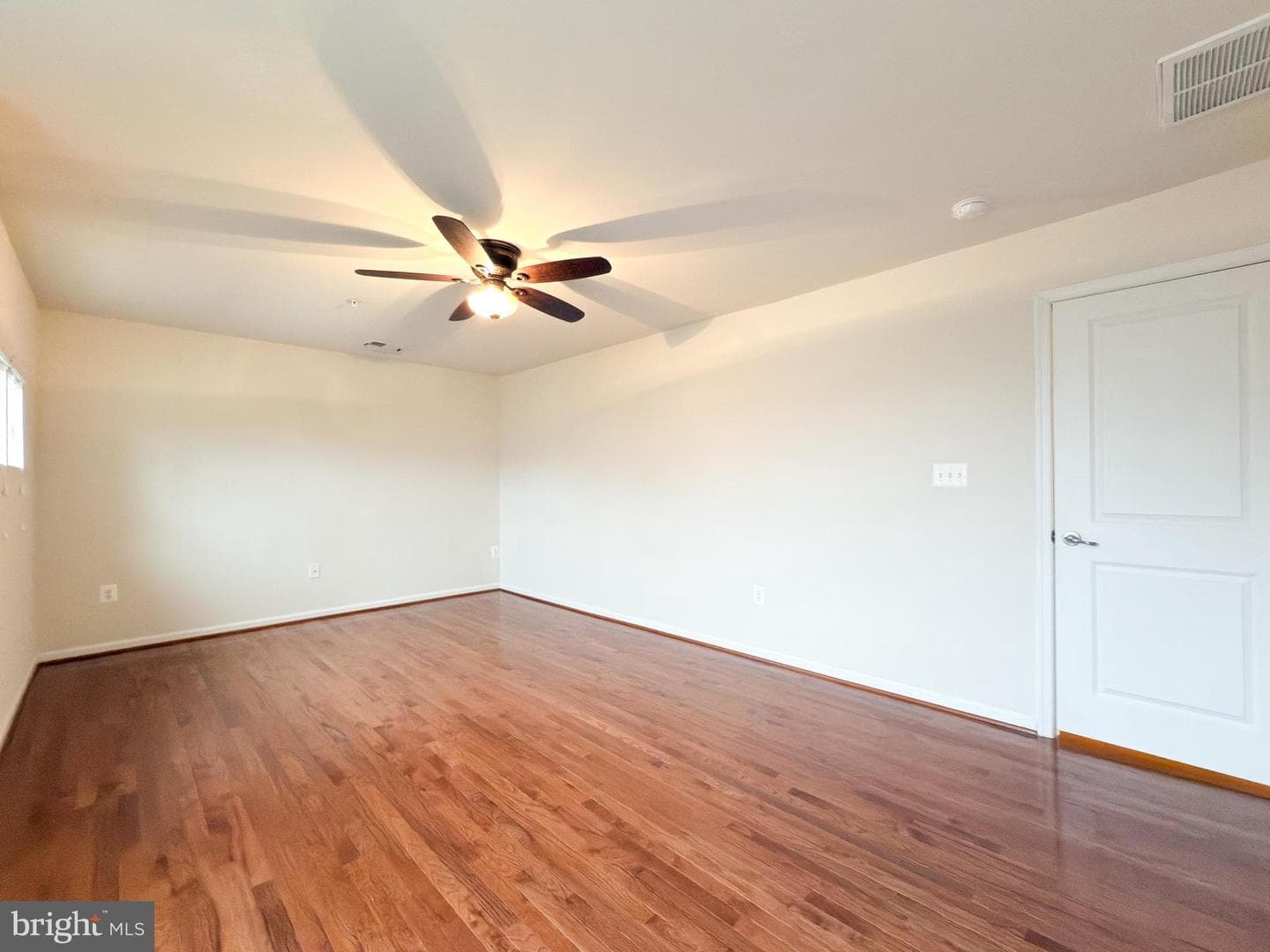 15613 Copper Beech Drive photo 32