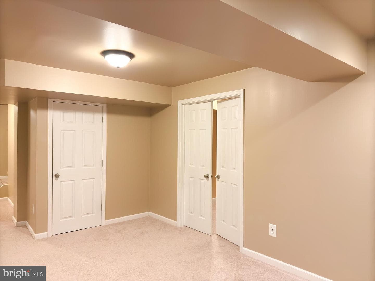 15613 Copper Beech Drive photo 93