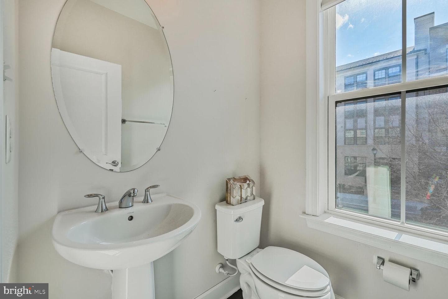 4606 Woodberry Street photo 11