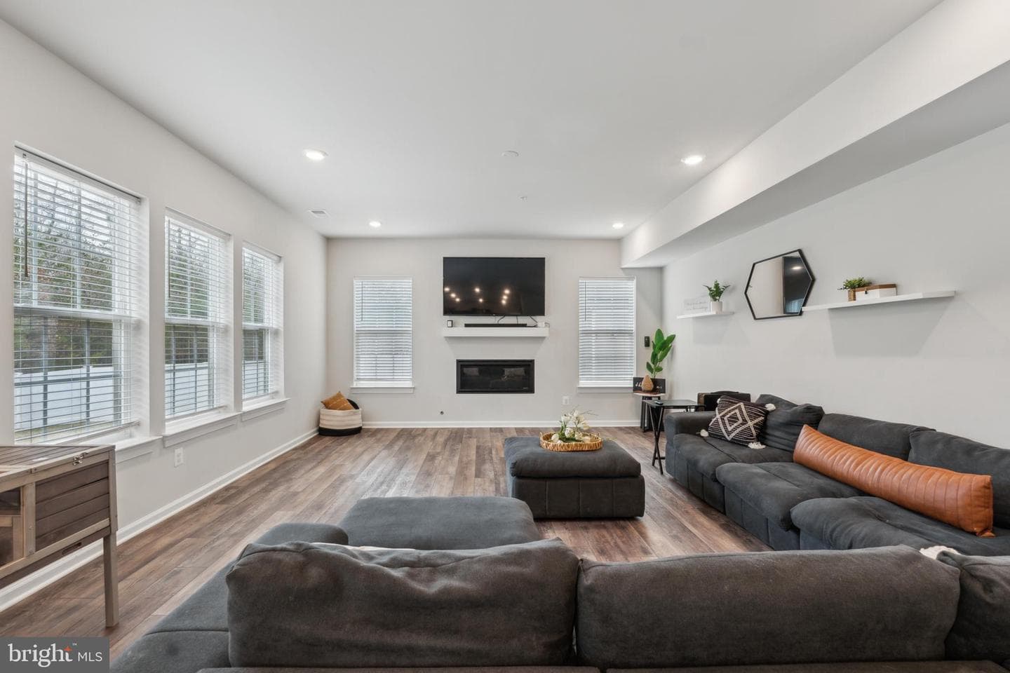 13600 Missouri Avenue photo 10