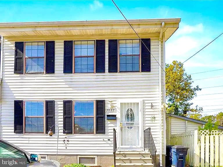 7922 24th Avenue photo 1