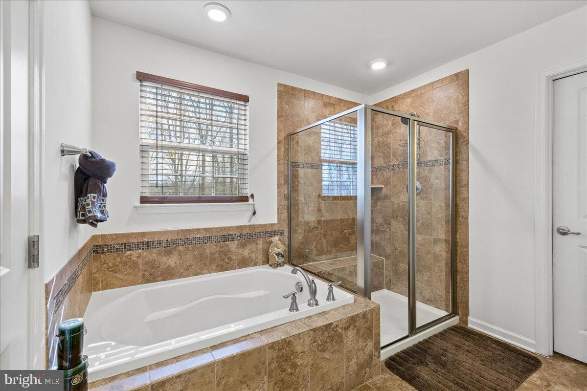 14004 Wheel Wright Place photo 20
