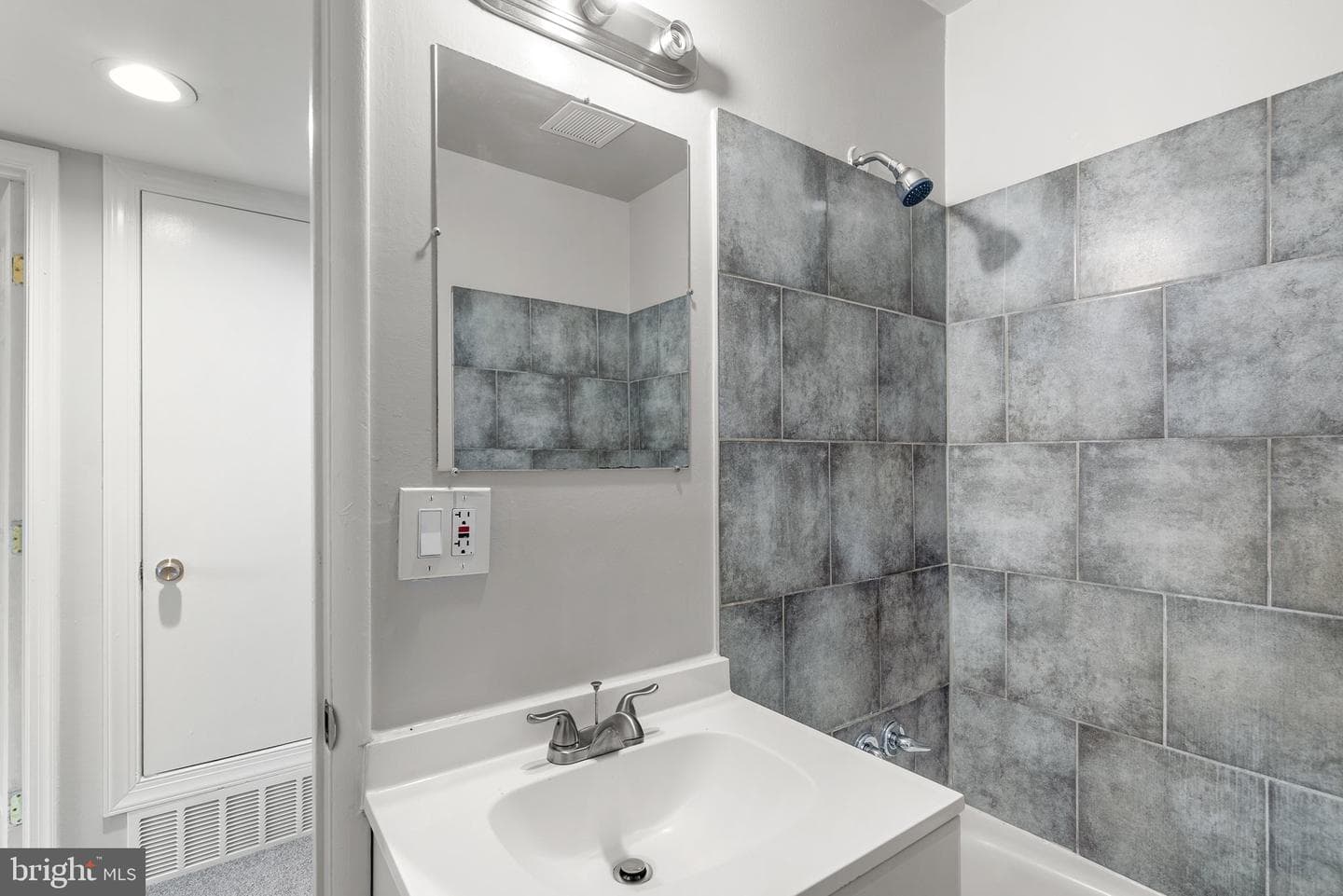 574 Wilson Bridge Drive #d-2 photo 21