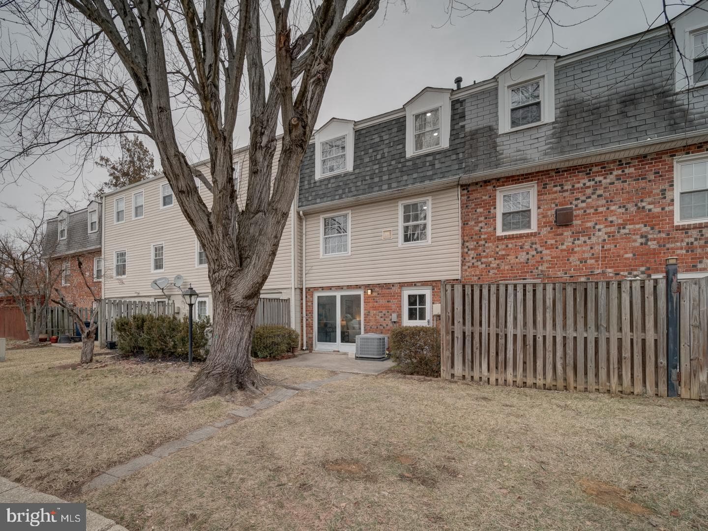 89 Watkins Park Drive #45 photo 4