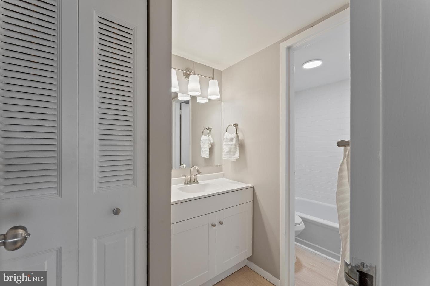 1836 Metzerott Road #804 photo 18